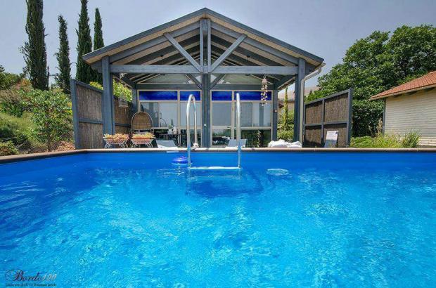 בריכת שחייה פרטית לבקתת כחול - Kahol Shamenet Cabins
