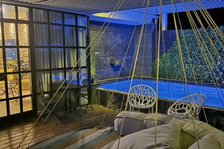 דריה במושבה- לזוגות בלבד