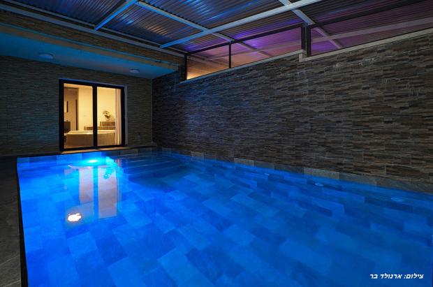 בריכה פרטית ומפנקת עם יציאה מהסוויטה - Durial Suites