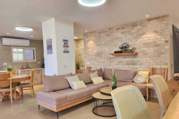 חלל הסוויטה המרווח - נוף נמרוד