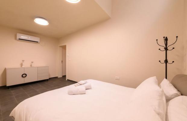 חדר שינה נוסף בסוויטה - בארות מזל