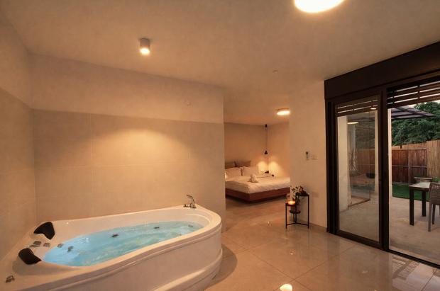 הסוויטה המפנקת הסוויטה המפנקת - סוויטת וארדה