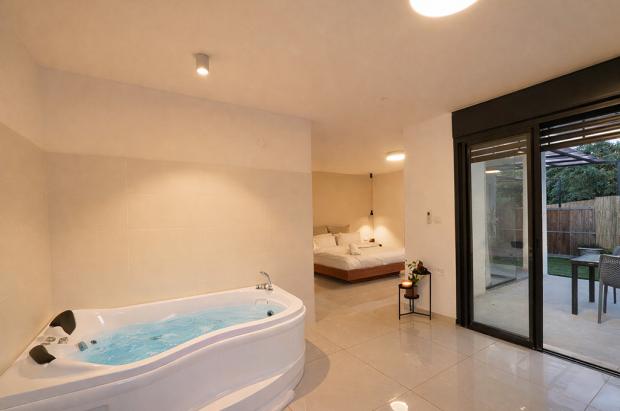 חלל הסוויטה המפנק חלל הסוויטה המפנק - סוויטת וארדה