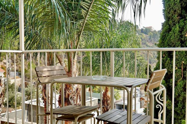 נוף ירוק עוטף את הסוויטה - נוף ליער