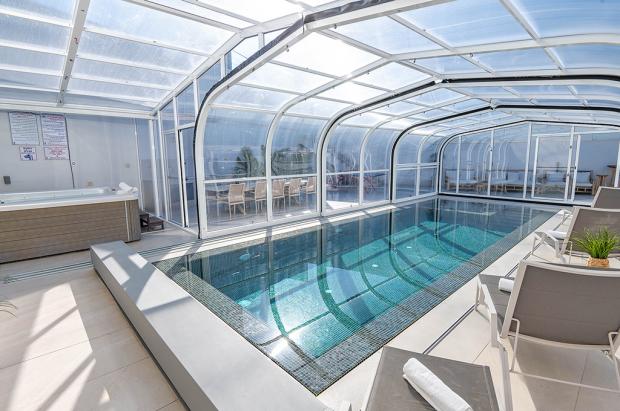 הבריכה והספא המקורים - ג'קסון