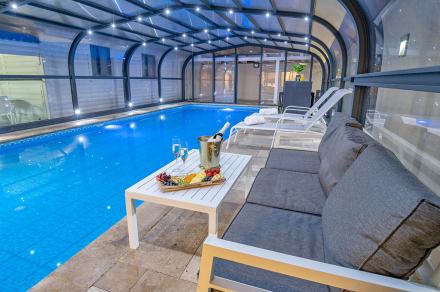 Alpha - Luxury Suite