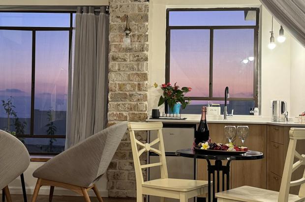 נופי שקיעות מתוך הסוויה - סוויטה גלילית לזוגות בלבד