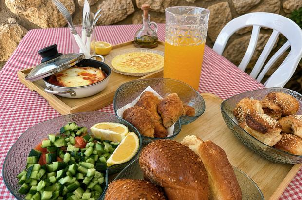 בתיאום מראש ובתשלום נוסף ארוחות בוקר מפנקות לסוויטה בתיאום מראש ובתשלום נוסף ארוחות בוקר מפנקות לסוויטה - Tal Vmatar